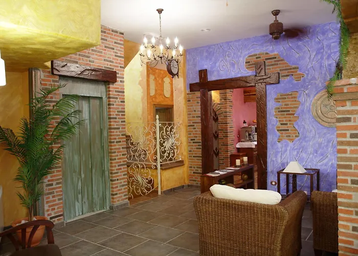 מלון Posada-spa Privilegio De Vara 3*